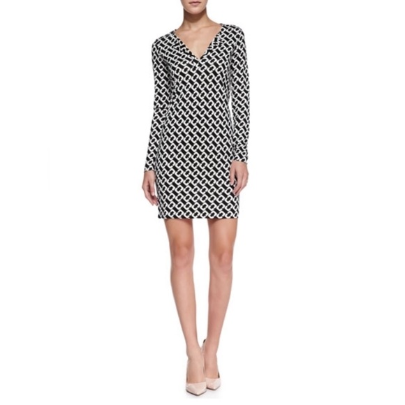 Diane Von Furstenberg DVF Reina Silk Chain Link Dress - Picture 3 of 11